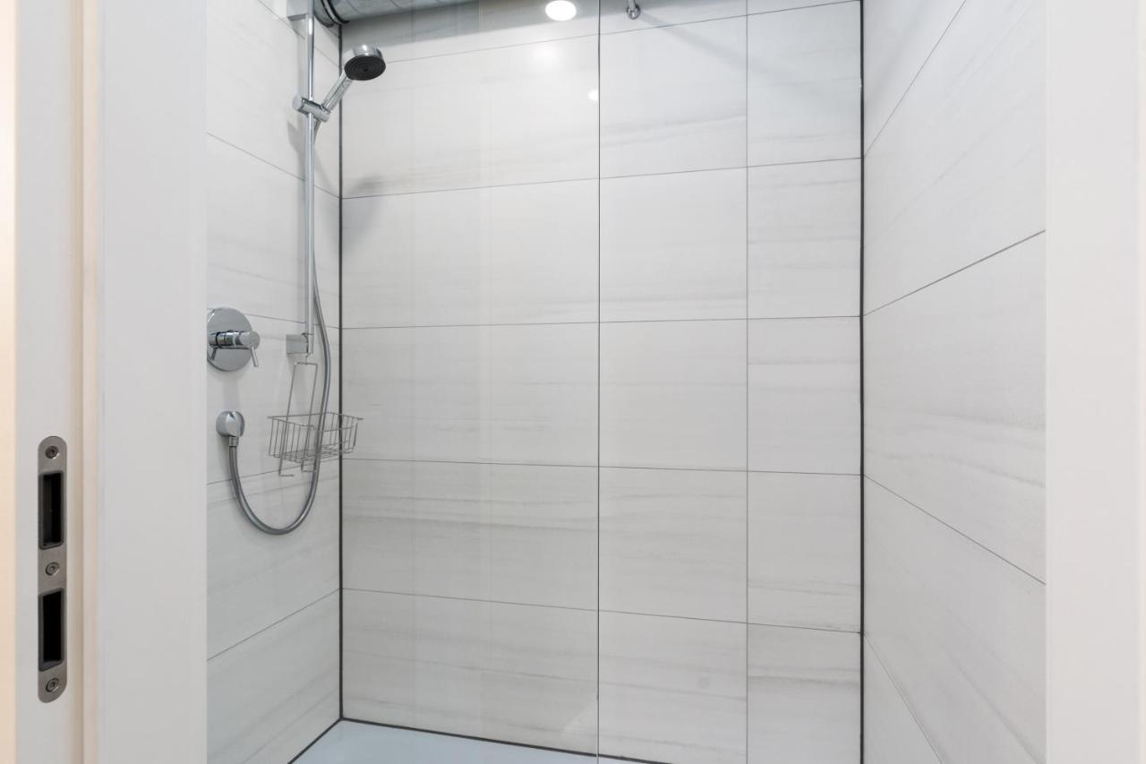 Modernes Loft - Hochwertig, Zentral & Seenaehe Фрідріхсгафен Екстер'єр фото